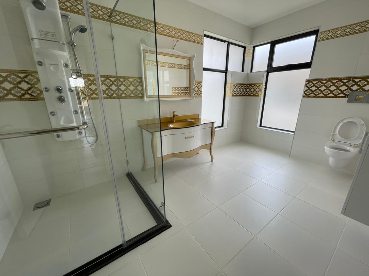 Five Bedroom Villa in Racecourse, Eldoret - Image 9